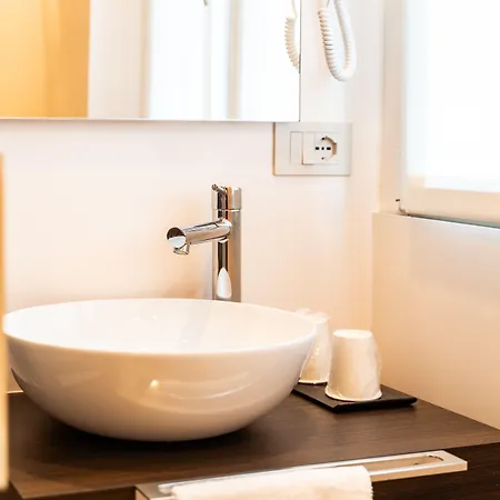 Del Conte Hotel Laveno