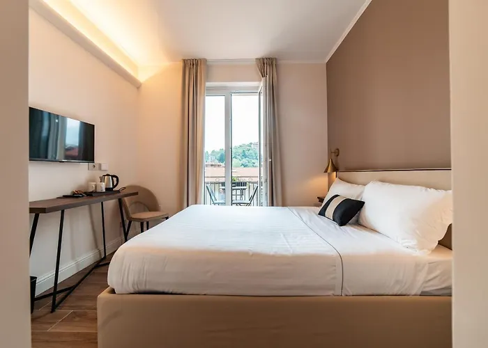 Del Conte Лавено