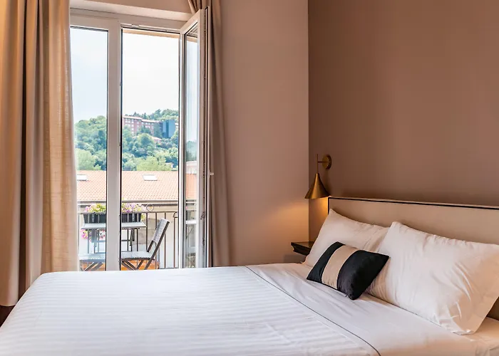 Del Conte Отель Лавено