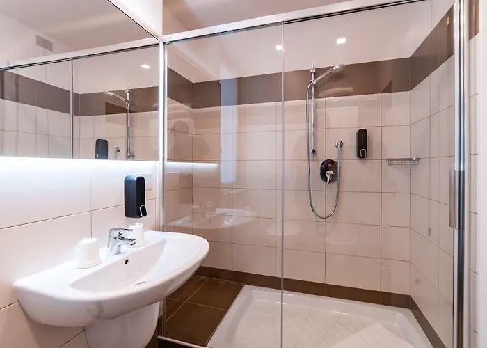 Del Conte Лавено