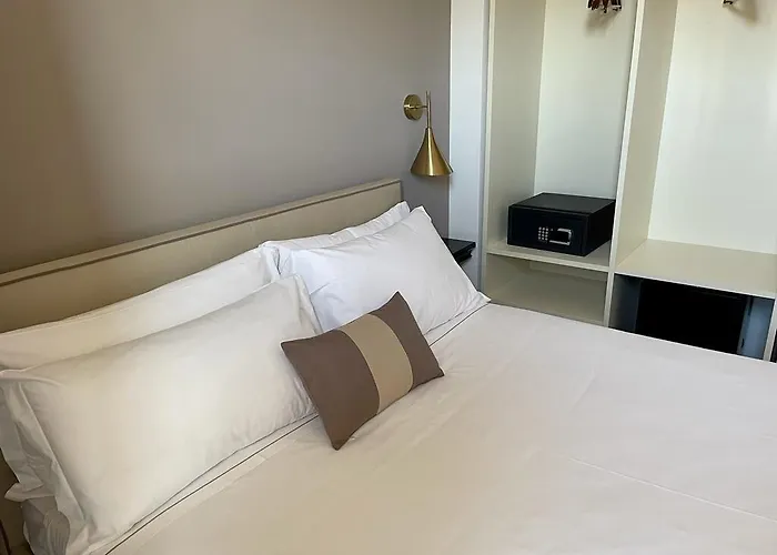 Del Conte Лавено